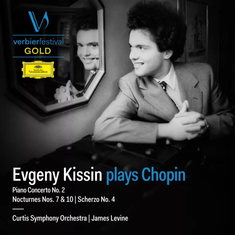 Album cover of Evgeny Kissin plays chopin